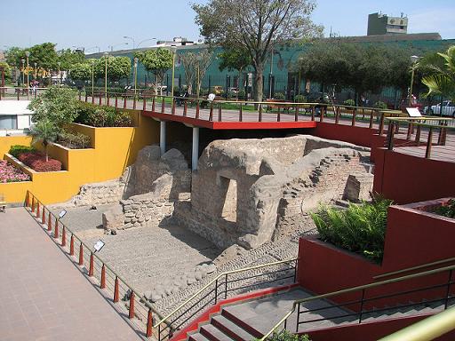 parque-de-la-muralla-lima